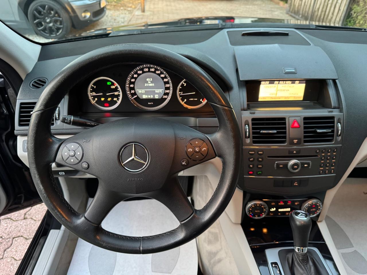 Mercedes-benz C 220 CDI S.W. BlueEFFICIENCY Executive