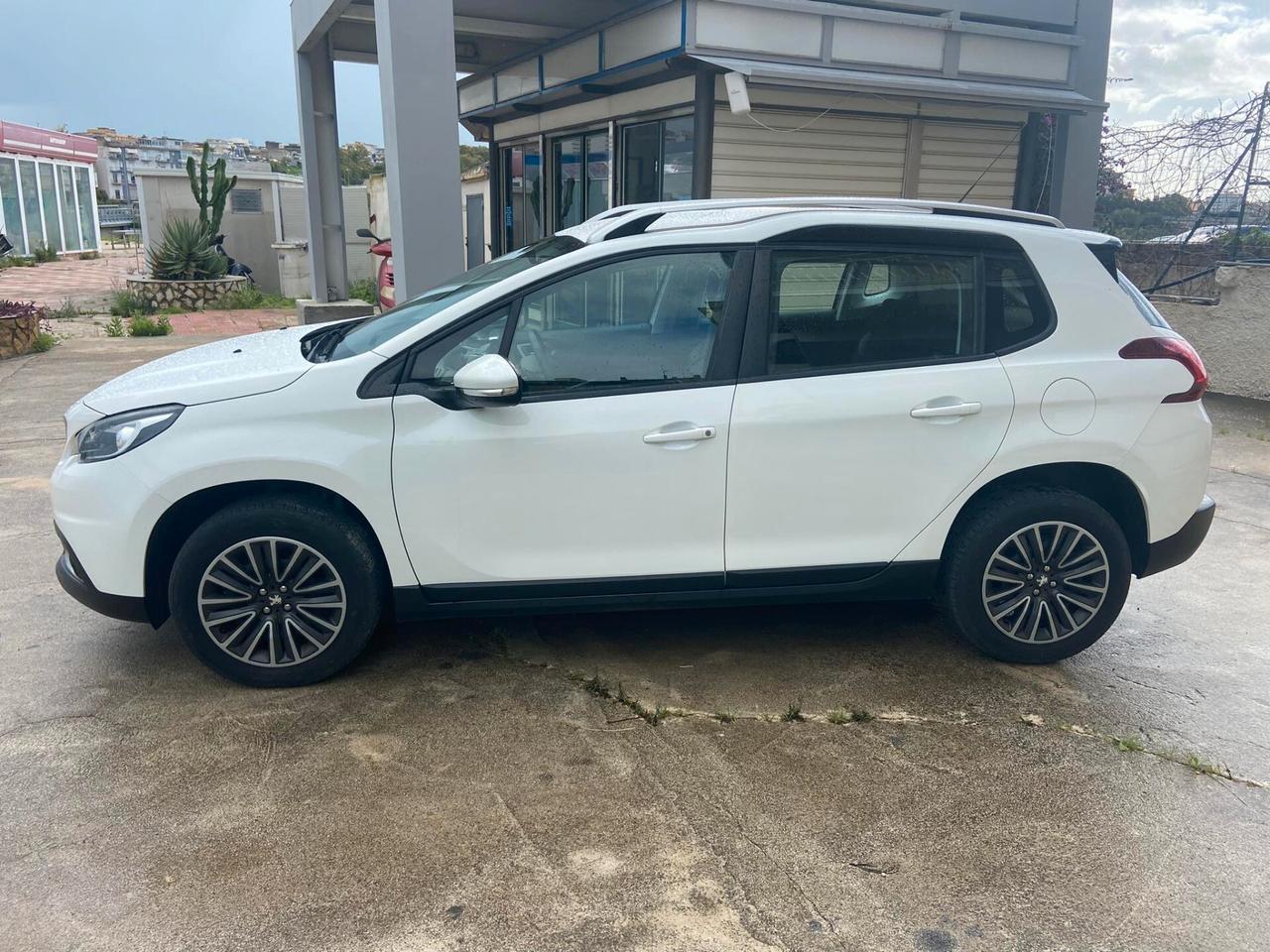 Peugeot 2008 1.5BlueHDi 100 cv 2017