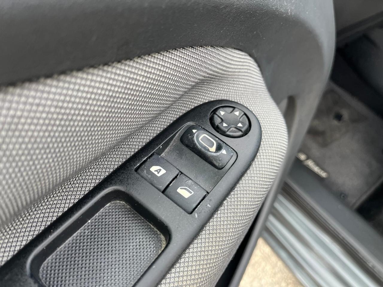 Citroen C3 Picasso -1.6 hdi-full-2013