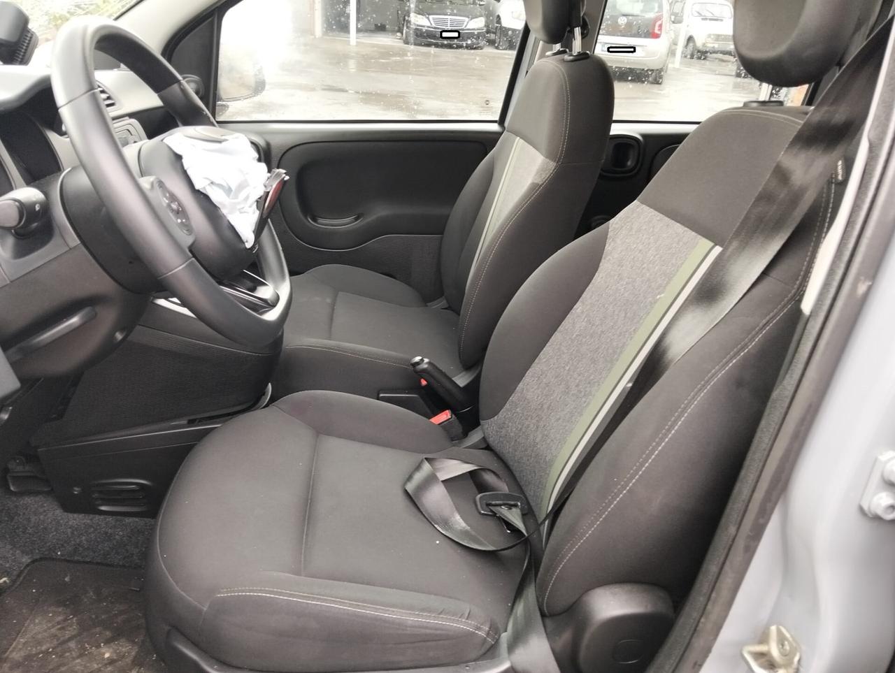 Fiat Panda Cross 1.0 Hybrid 2020 SINISTRATA