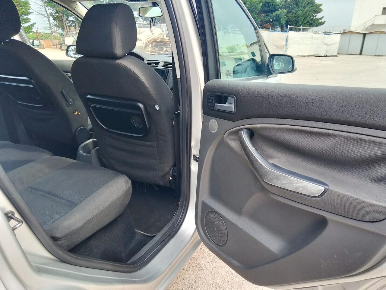 Ford C Max+ 1.6 TDCi 90 CV