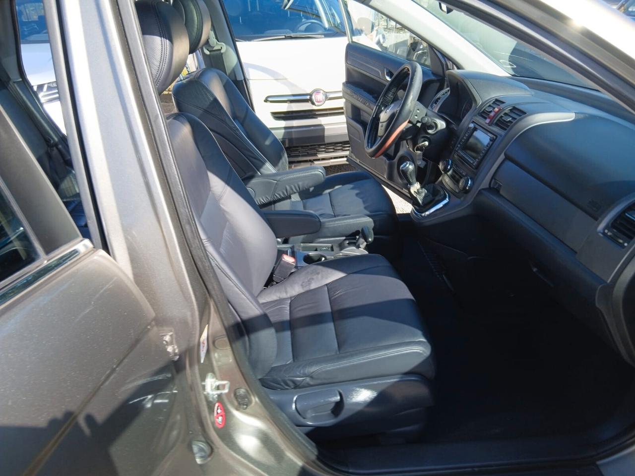 Honda CR-V 2.2 i-CTDi 16V Comfort DPF