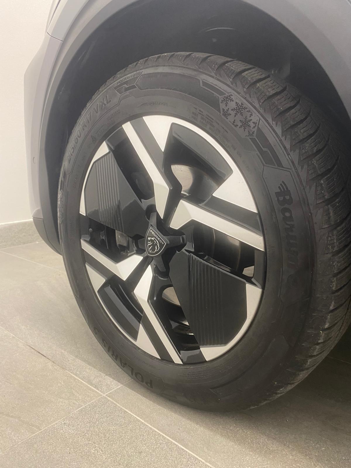 Peugeot 2008 BlueHDi 130 S&S EAT8 Allure Pack