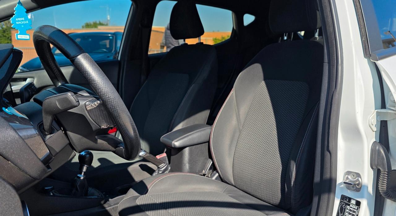 Ford Fiesta 1.5 TDCi 5 porte ST-Line