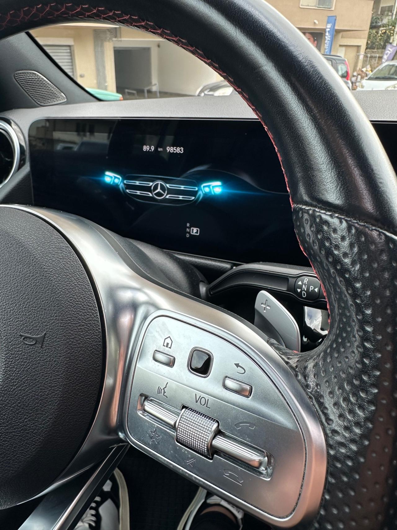 Mercedes-benz GLA 200 d Automatic Premium