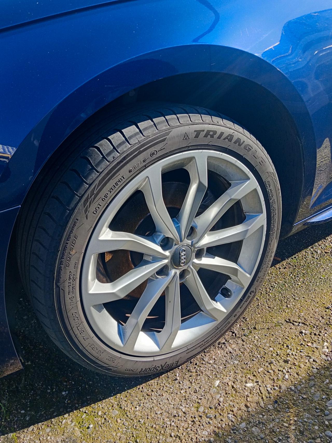 Audi A4 Avant 40 TFSI S tronic Sport s-line