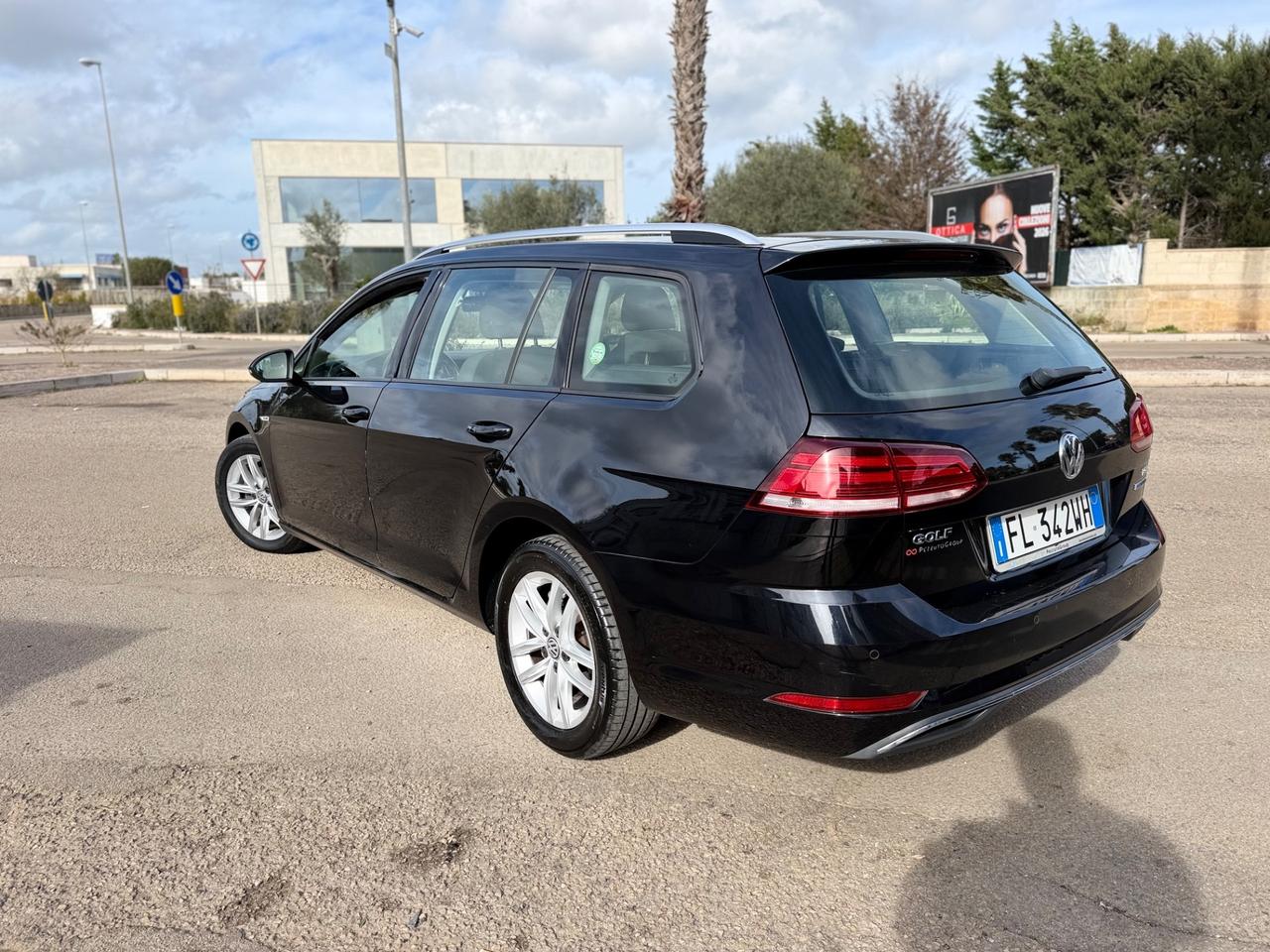 Volkswagen Golf Variant 1.4 TGI Executive BlueMotion