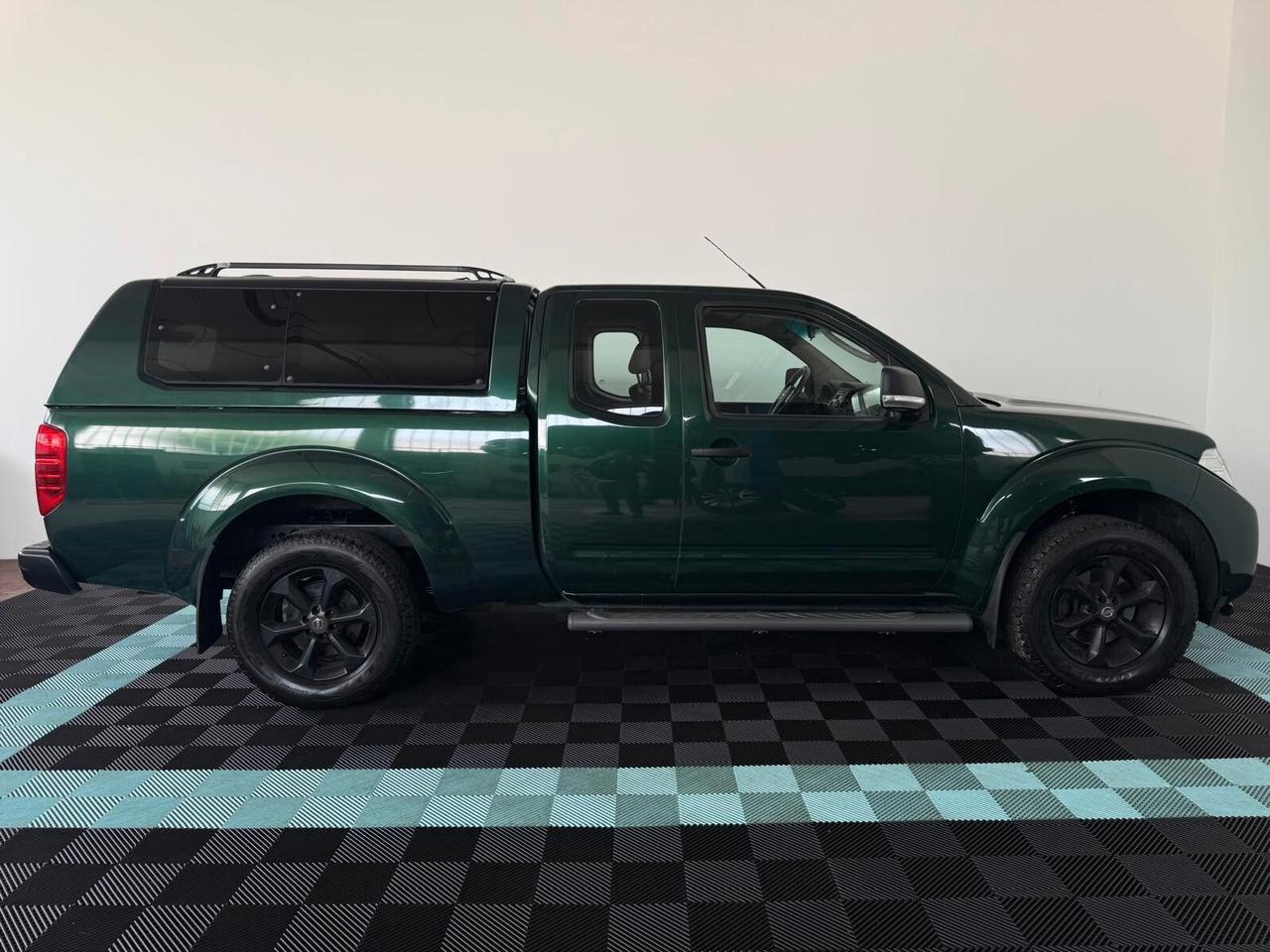Nissan Navara 2.5 dCi 190CV King Cab SE HARD TOP