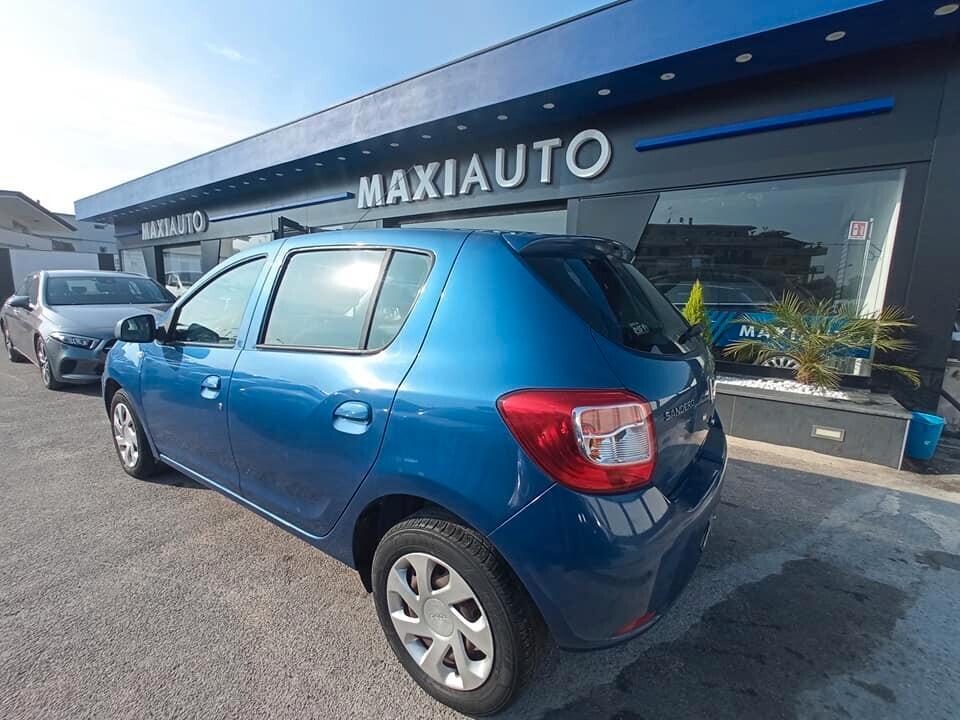 Dacia Sandero 1.2 gpl di serie