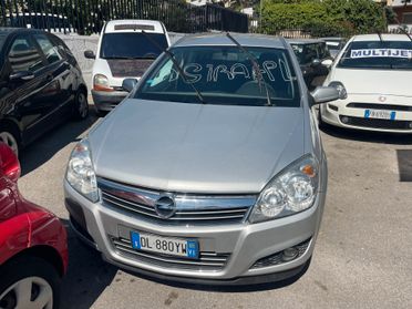 Opel Astra 1.6 T 16V 5 porte Cosmo