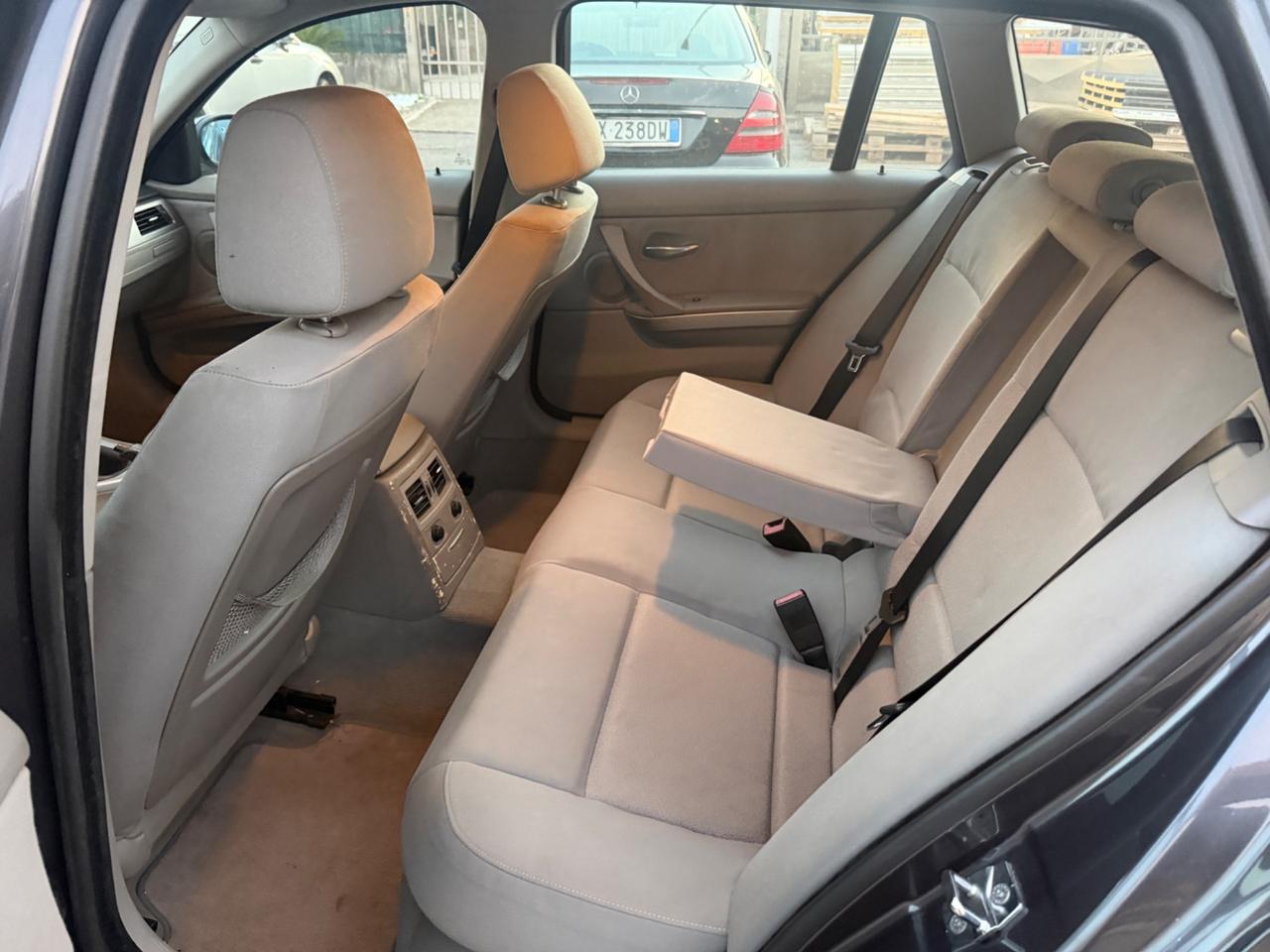 BMW 320D 163CV 6 MARCE MANUALE COMERCIANTI
