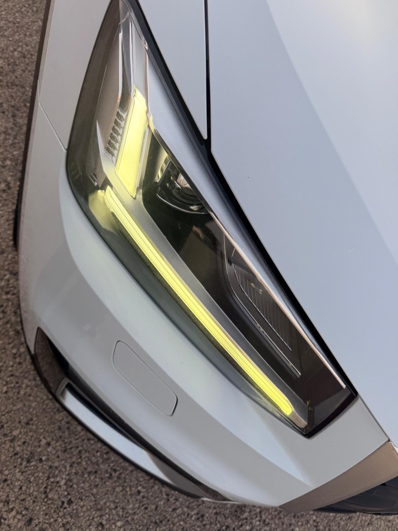 Audi Q2 30 TDI Business Design