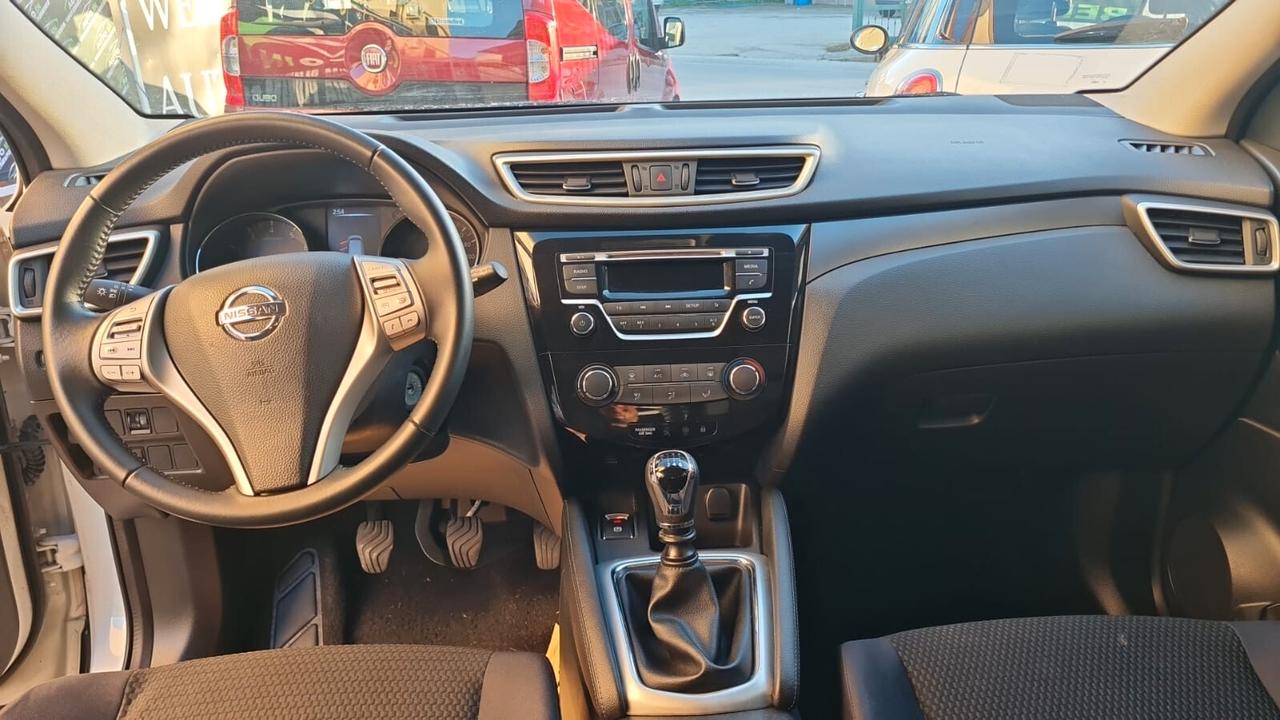 Nissan Qashqai 1.2 DIG-T Tekna