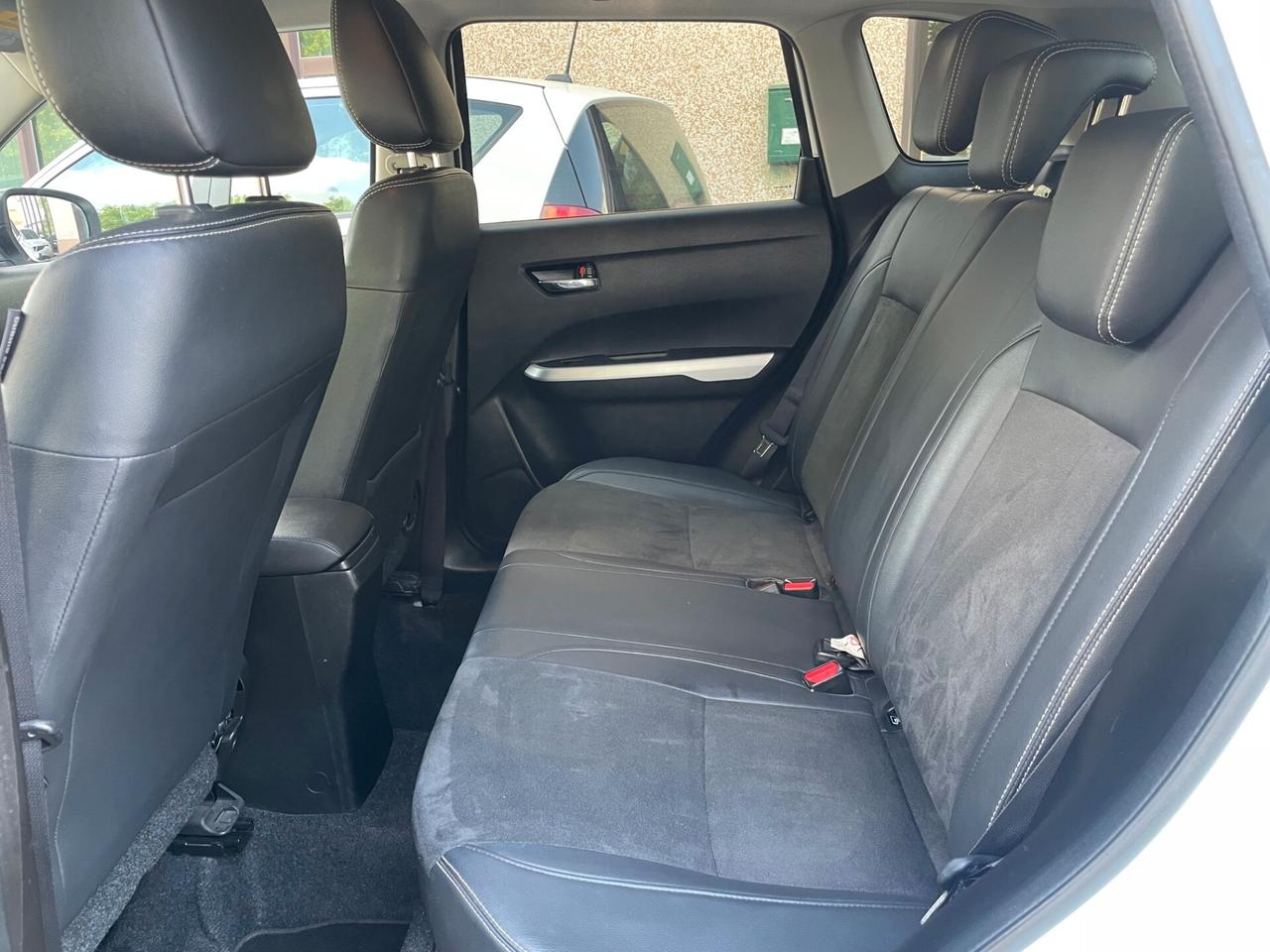 Suzuki Vitara 1.6 DDiS 4WD AllGrip V-Top