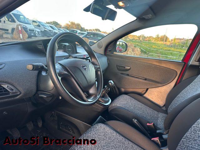 LANCIA Ypsilon 1.0 FireFly 5 porte S&S Hybrid Ecochic Gold