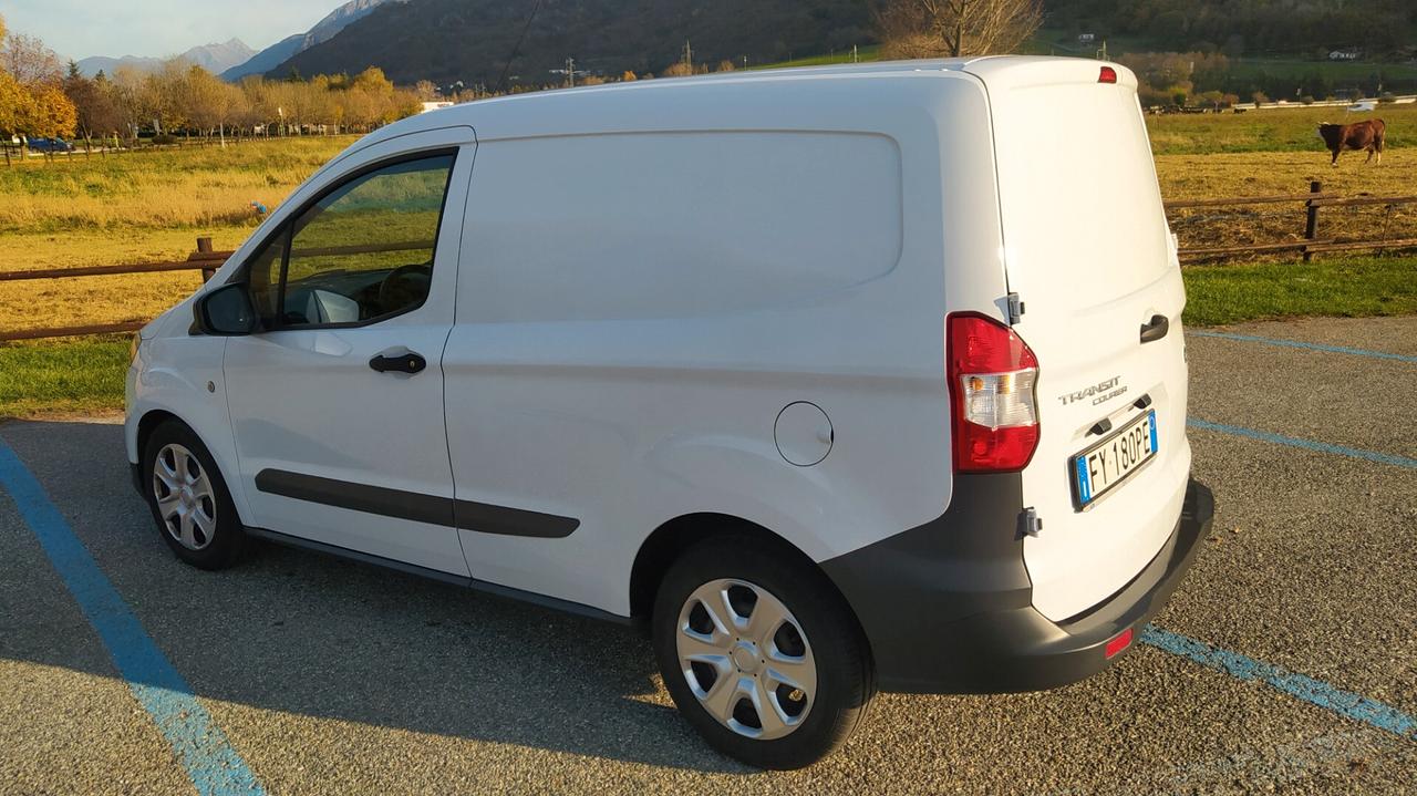 Ford Transit Courier 1500 tdci