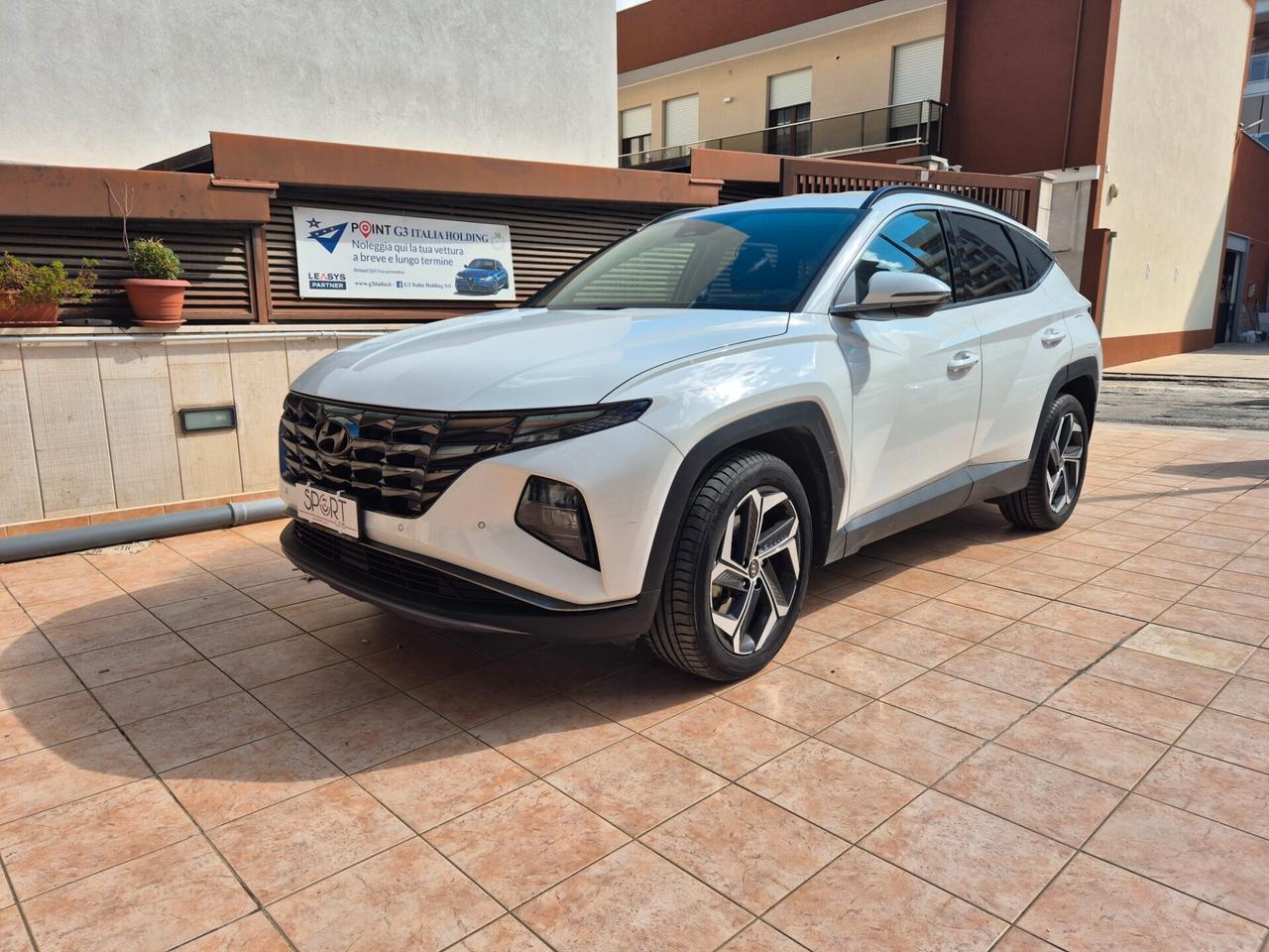 Hyundai Tucson 1.6 HEV auto HYBRID