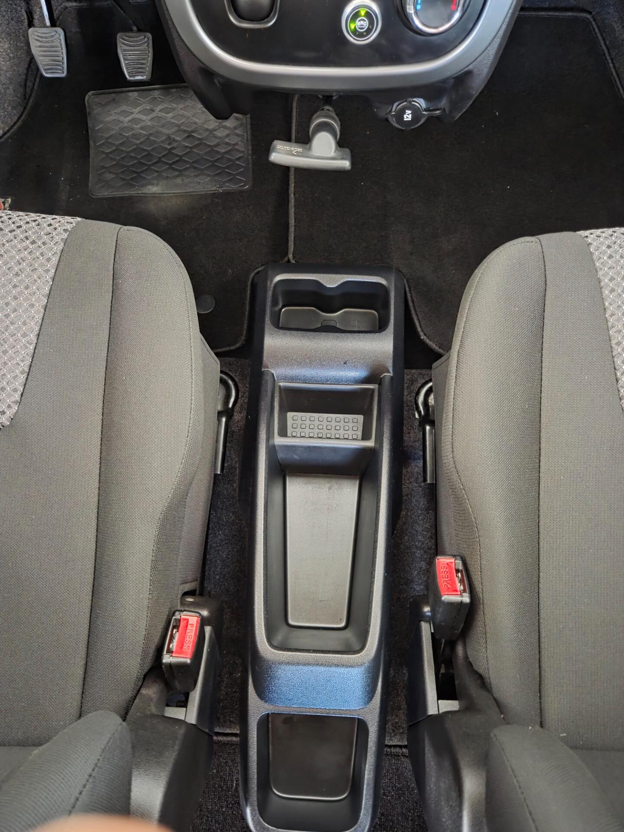 Mahindra KUV100 1.2 VVT M-Bifuel(GPL) K6+