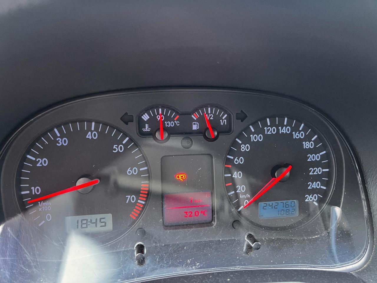 Volkswagen Golf GTI 1.8 turbo 20V 150cv