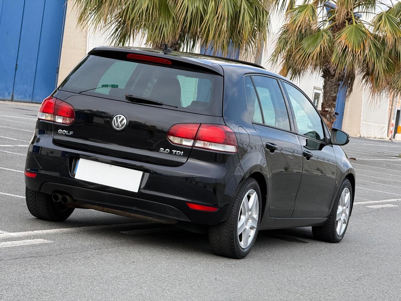 Volkswagen Golf 2.0 TDI 140CV DPF DSG 5p. Highline-TETTO-FULL