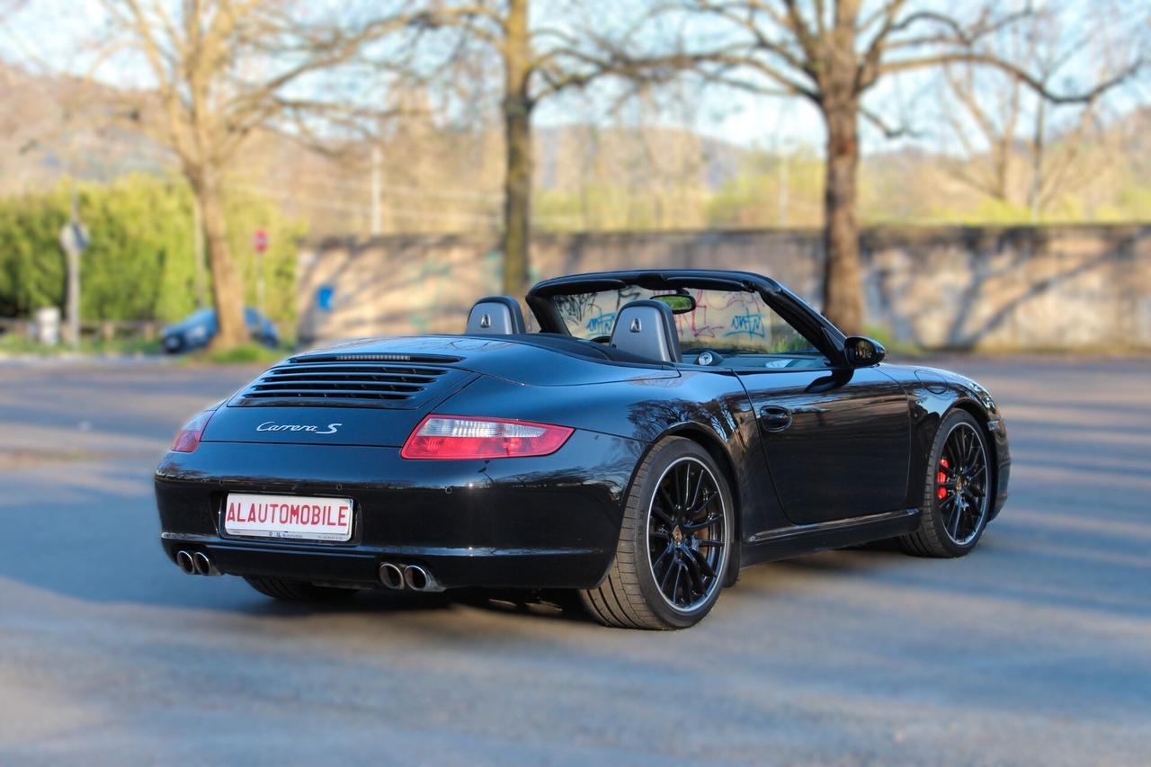 Porsche 911 Carrera S Cabriolet