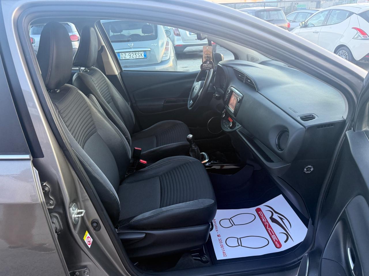 Toyota Yaris 1.0 5 porte Lounge