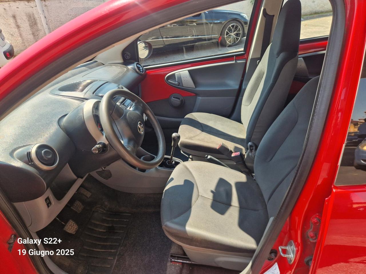 Toyota Aygo 1.0 12V VVT-i 5 porte Now Connect