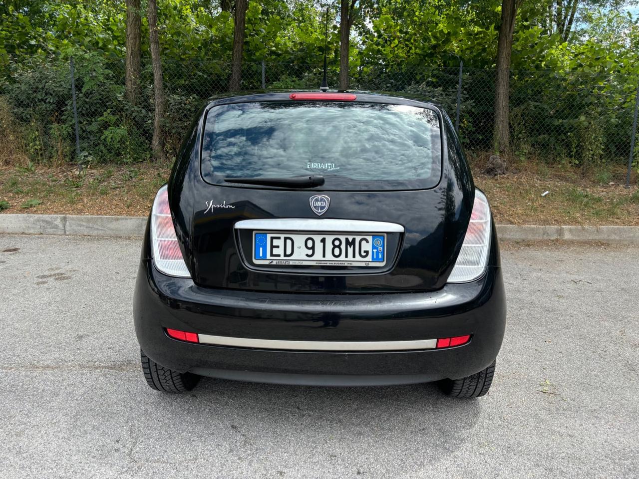 Lancia Ypsilon 1.2 69 CV NEOPATENTATI