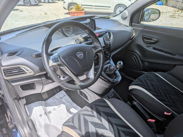 LANCIA Ypsilon 1.2 69 CV 5 porte Gold 5 P.ti
