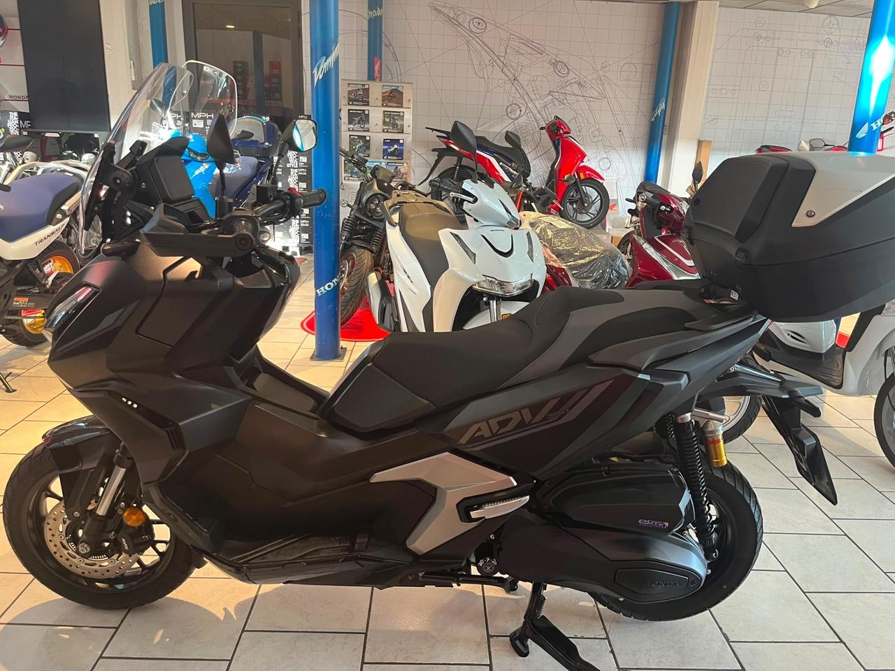 Honda ADV 350
