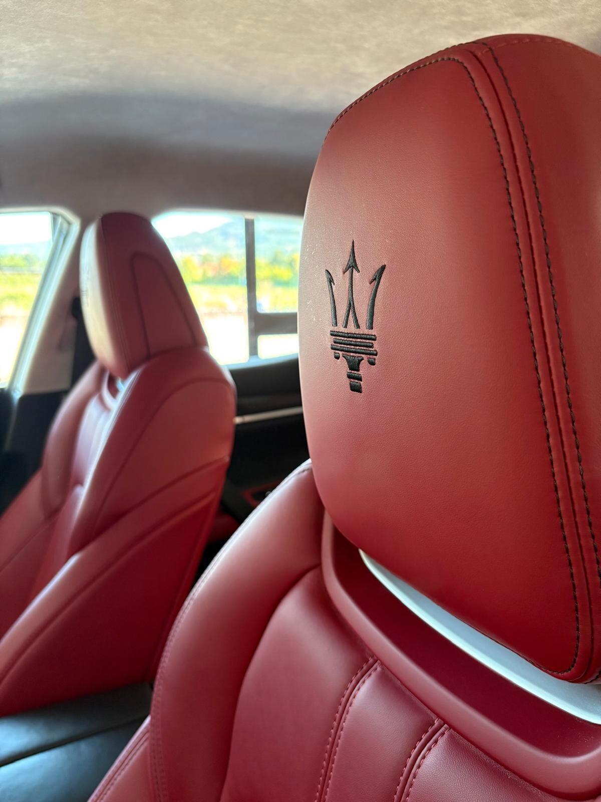 Maserati Ghibli GRANSPORT 3.0 V6 250cv - UNICO PROPRIETARIO