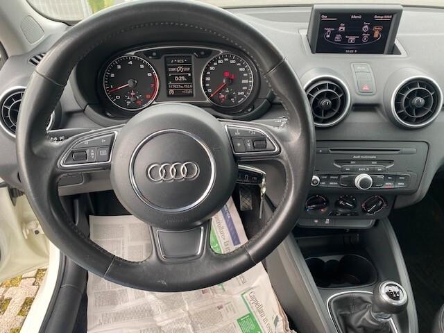 Audi A1 SPB 1.2 TFSI Ambition 5p-2012