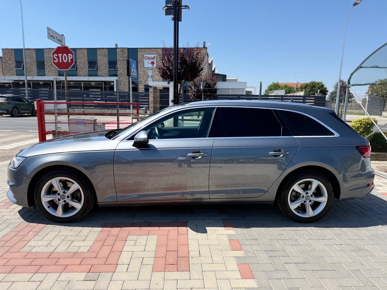 Audi A4 Avant 35 TDI S tronic Sport 150CV