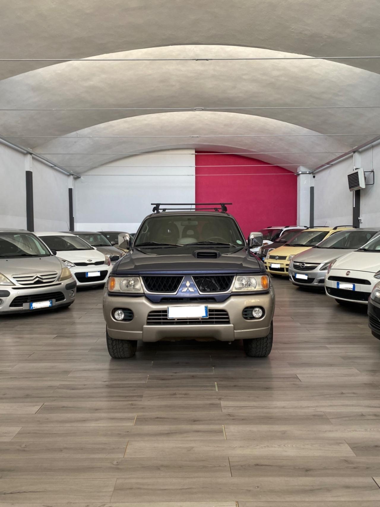 Mitsubishi Pajero Sport 2.5 TDI Instyle UNICO PROPRIETARIO