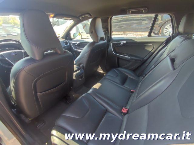 VOLVO V60 D6 AWD Geartronic Plug-In Hybrid