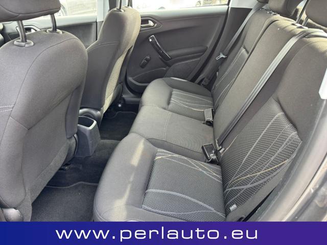 PEUGEOT 208 1.4 HDi Active