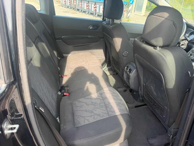 PEUGEOT 3008 1.6 HDi 112CV Tecno senza nessun lavoro da fare