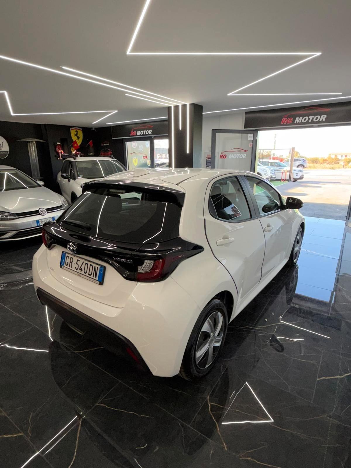 Toyota Yaris HYBRID
