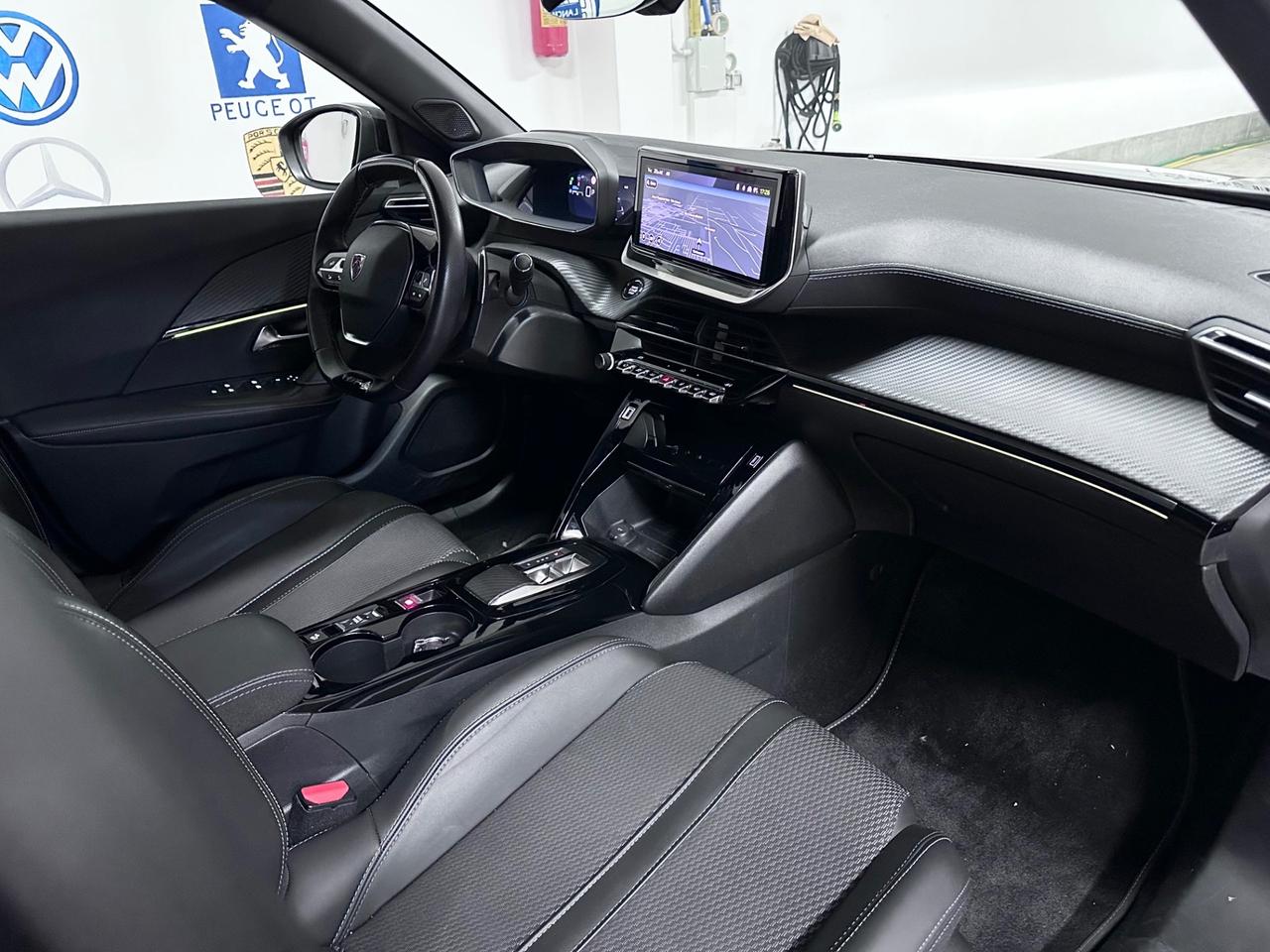 Peugeot 2008 BlueHDi 130 S&S EAT8 GT