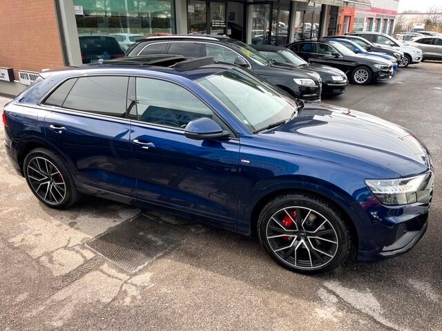 Audi Q8 50 3.0 tdi mhev Sport quattro tiptronic "STRAFULL"