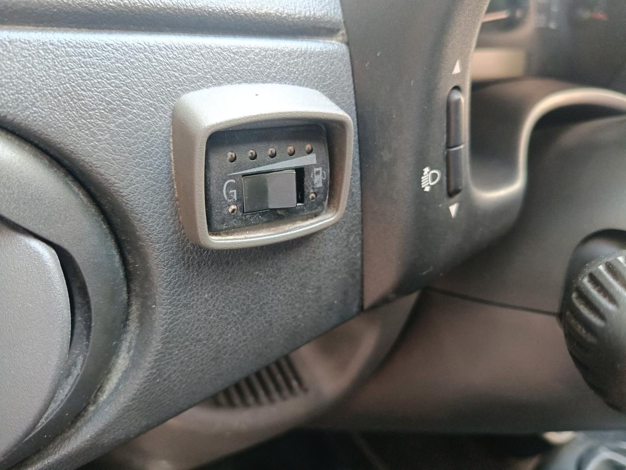 FIAT PUNTO 1.2 5PORTE-NEOPATENTATI-Euro 3100-
