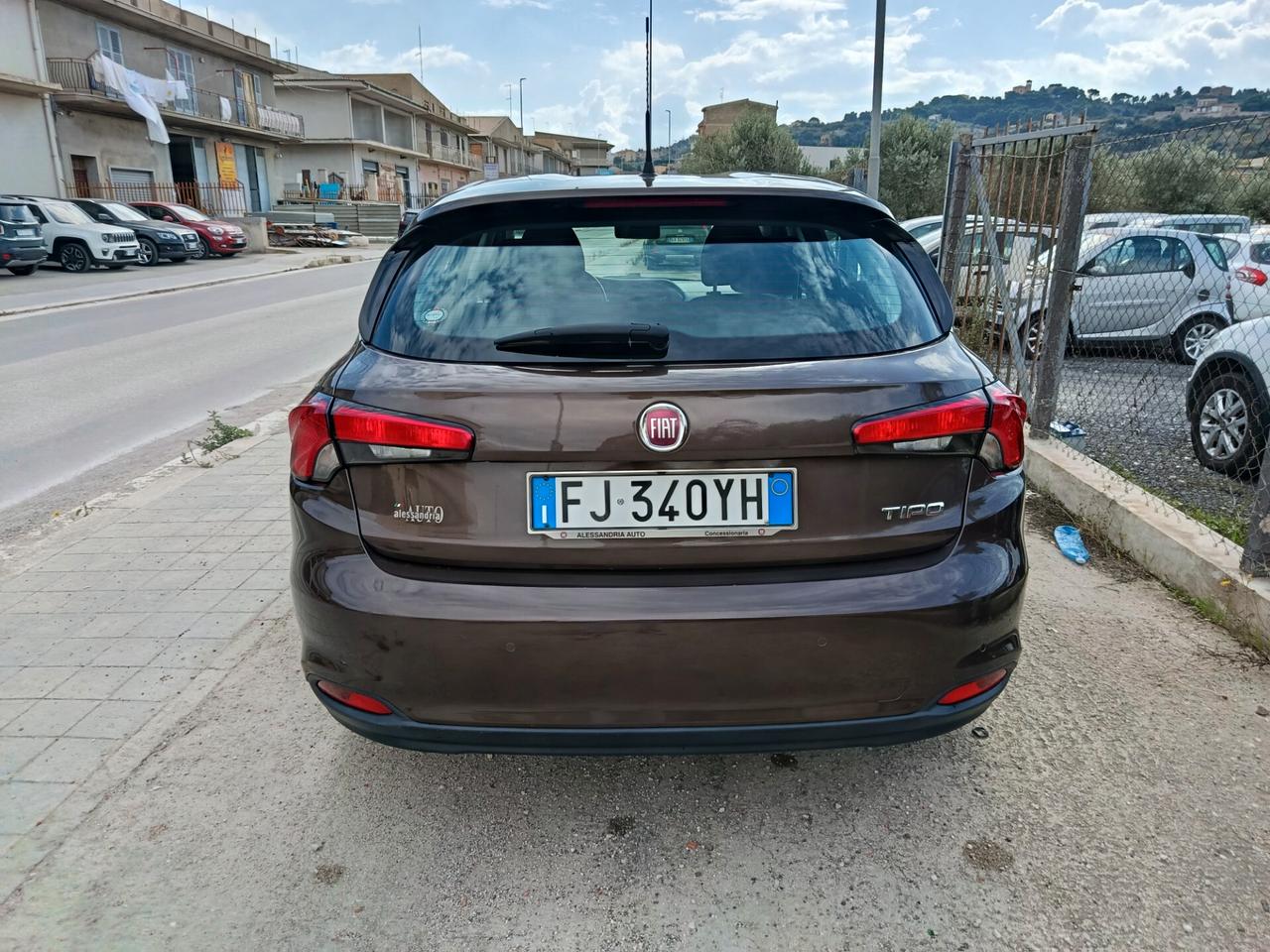 Fiat Tipo 1.6 Mjt S&S 5 porte Easy