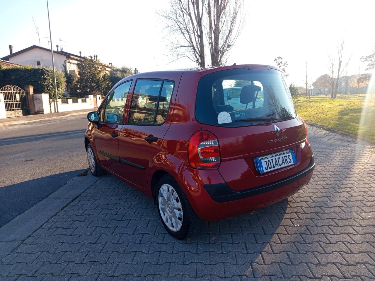 Renault Modus Grand 1.2 16V Dynamique