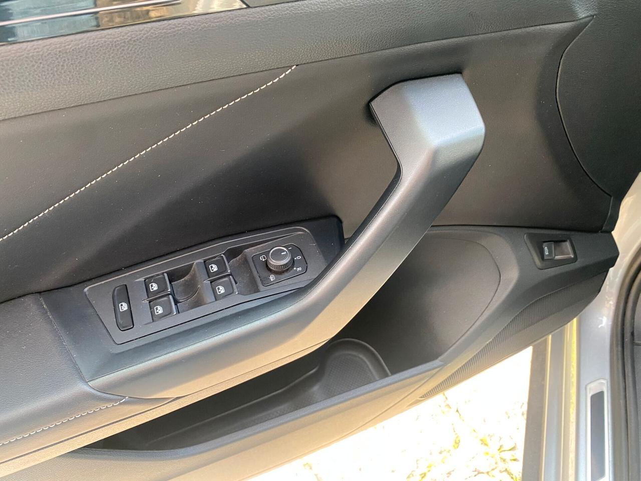 Volkswagen T-Roc 1.0 TSI R-Line