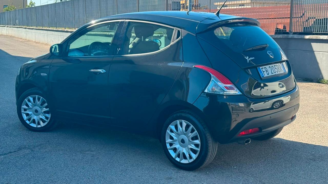 Lancia Ypsilon 1.2 69 CV 5 porte Elle