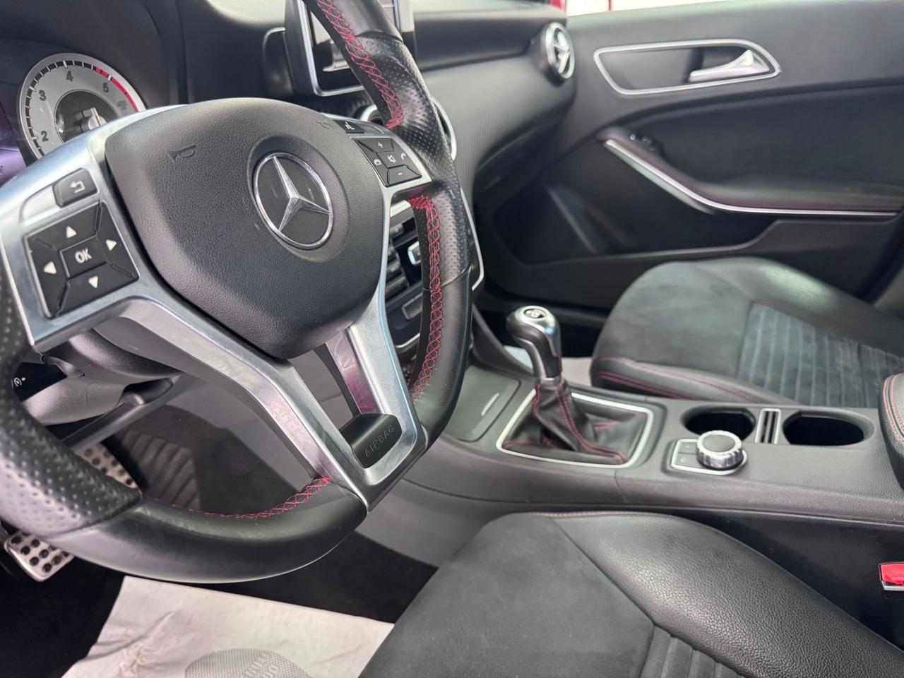 Mercedes-benz A 180 d Premium-AMG-GARANTITA-2015