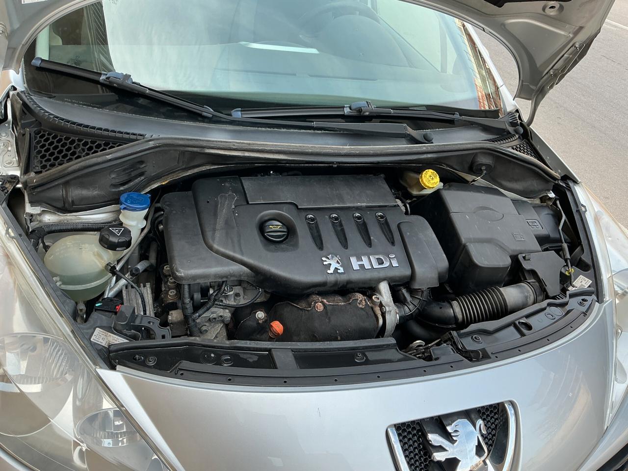 Peugeot 207 1.4 HDi 70CV 5p. ONE Line