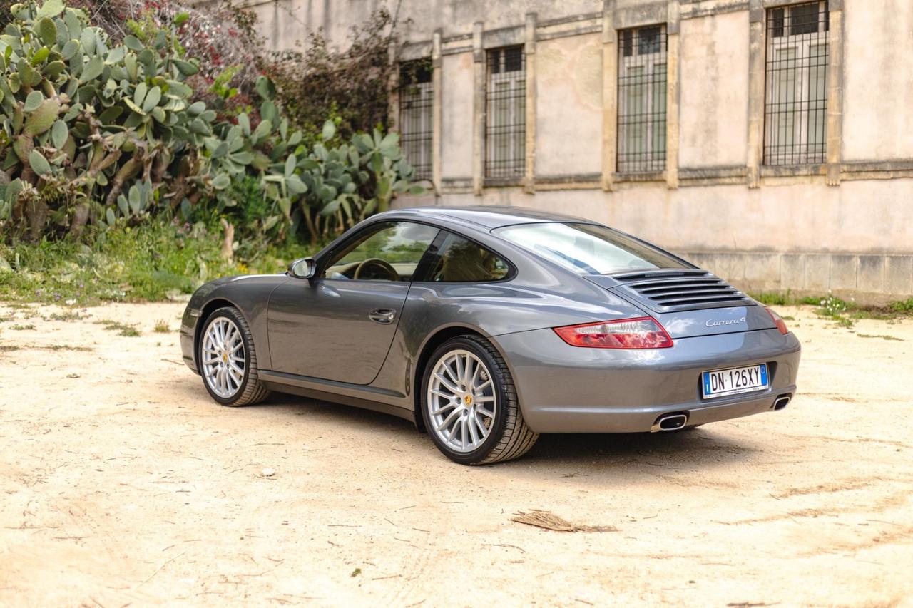 Porsche 911 997 Carrera 4 Coupé