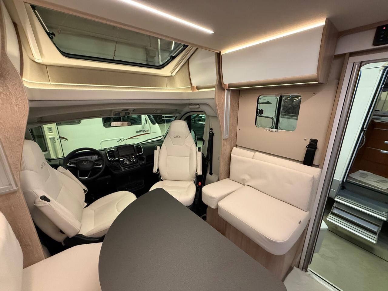 LAIKA ECOVIP L 4012 7.40 NAUTICO SUPER ACCESSORIATO