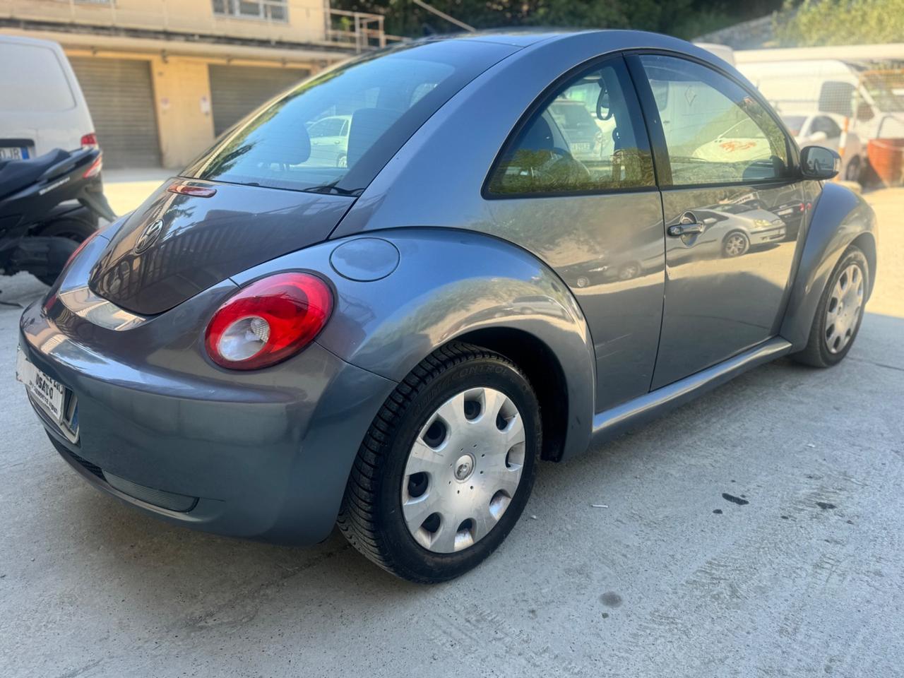Volkswagen New Beetle 1.6 2007